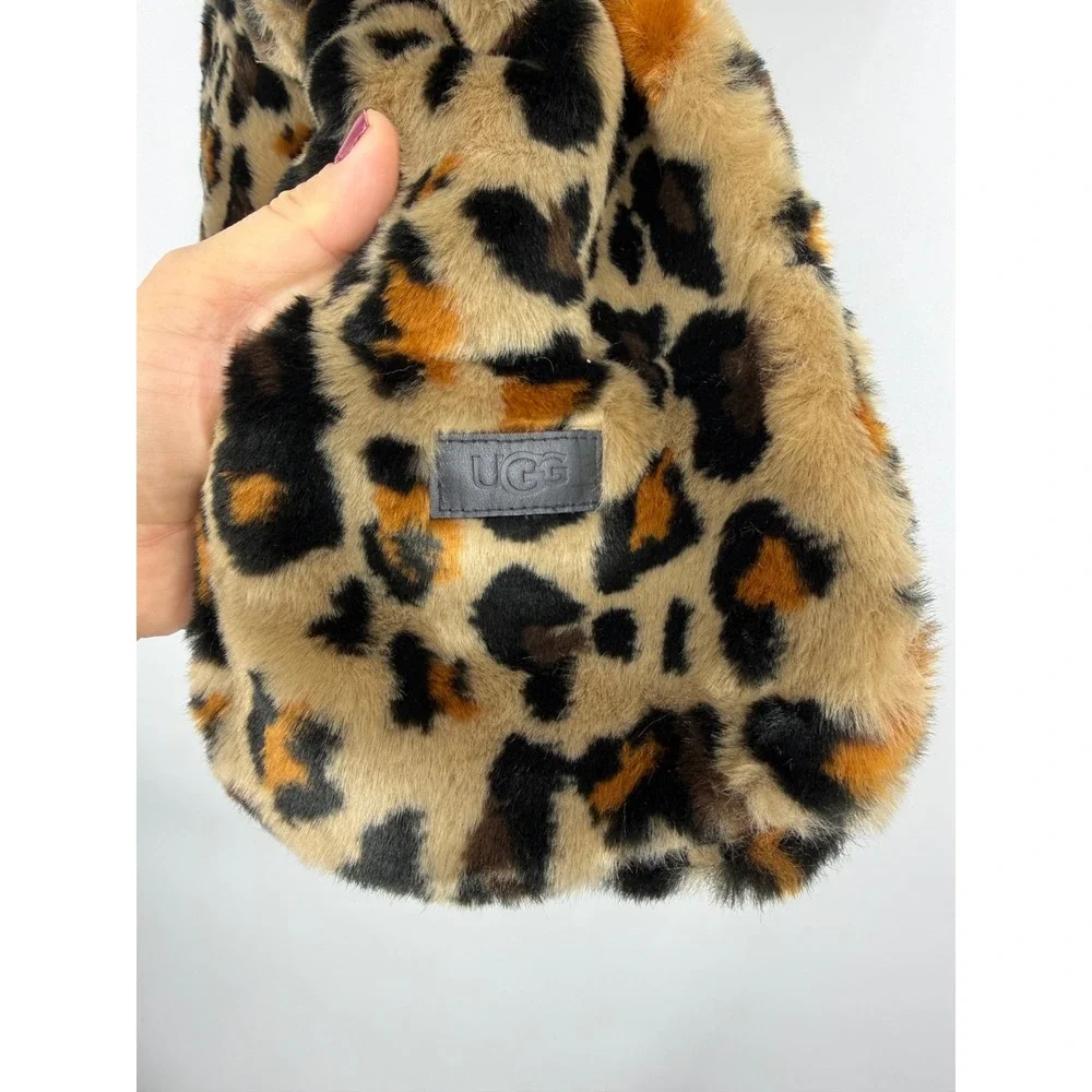 UGG Leopard Faux Fur Hooded Scarf Women OS Tan Brown Animal Print Luxury